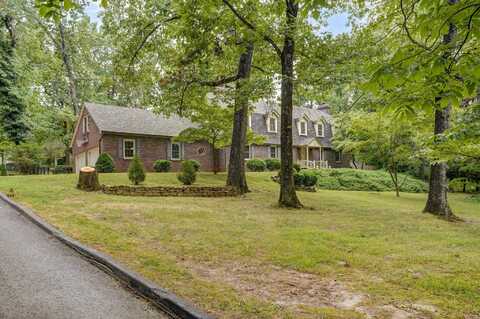2440 E Wildwood Road, Springfield, MO 65804