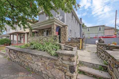 2035 Delaware Street, Dunmore, PA 18512