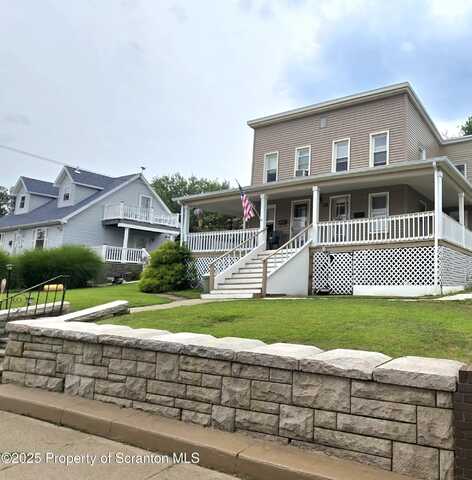 525 1/2 Pleasant Avenue, Scranton, PA 18504