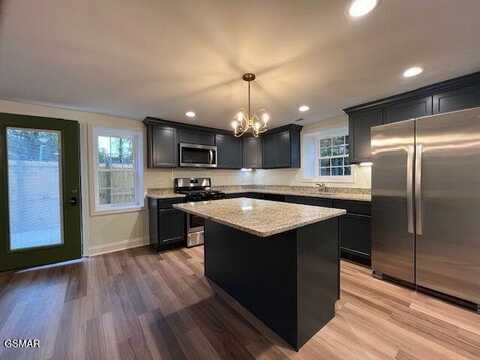 1208 Gay Street, Dandridge, TN 37725