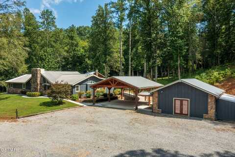 2050 E Millers Cove Road, Walland, TN 37886