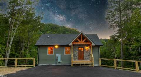 1564 Sky View Drive, Sevierville, TN 37876