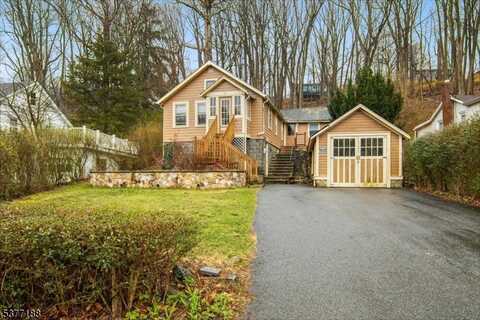 43 Estling Lake Rd, Denville, NJ 07834