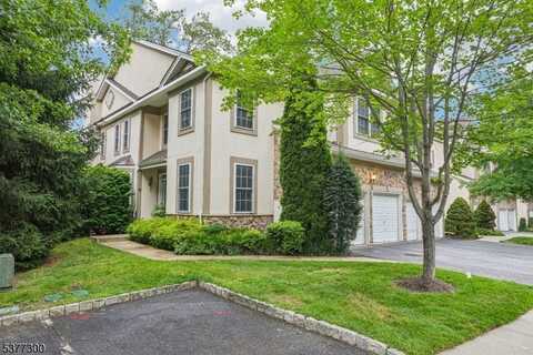 84 Henning Ter, Denville, NJ 07834