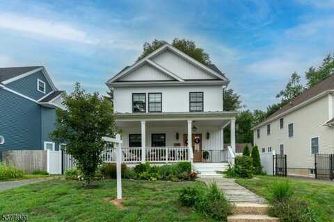 581 Mountain Ave, Bound Brook, NJ 08805