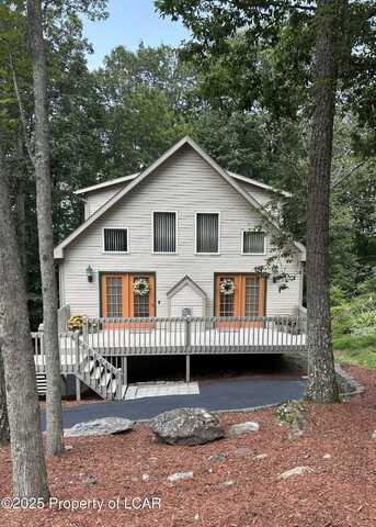 126 Buck Ridge Drive, Drums, PA 18222
