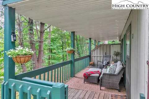 233 S Slope Road, Banner Elk, NC 28604