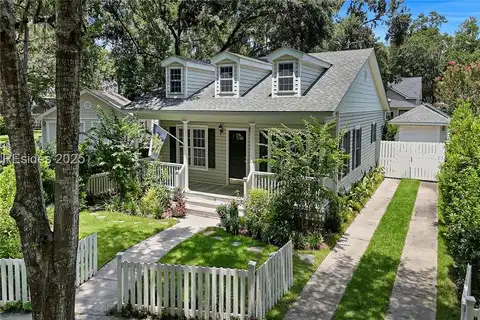 8 Loudon Court, Bluffton, SC 29910