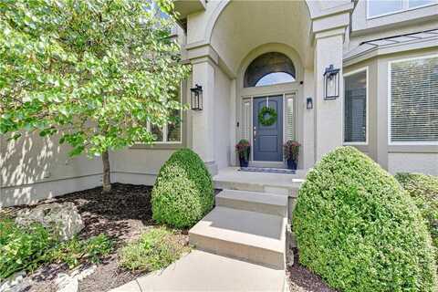 7205 Noland Road, Shawnee, KS 66216