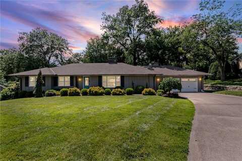9832 Overbrook Court, Leawood, KS 66206