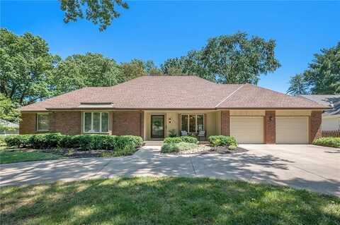 9317 Catalina Street, Prairie Village, KS 66207