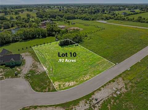 13315 Winner's Circle, Smithville, MO 64089