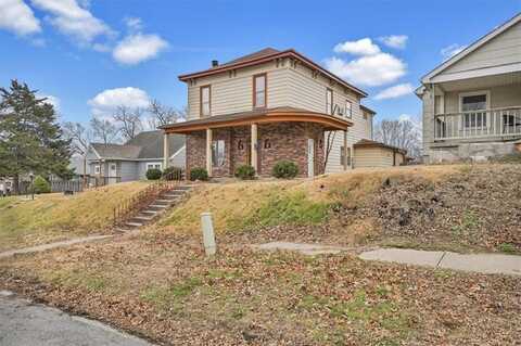 559 Prospect Street, Leavenworth, KS 66048