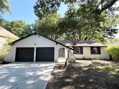 718 Mulberry Street, Lees Summit, MO 64086