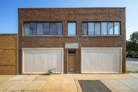808 E 10th Street, Kansas City, MO 64106