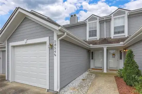 5854 NW Plantation Lane, Lees Summit, MO 64064