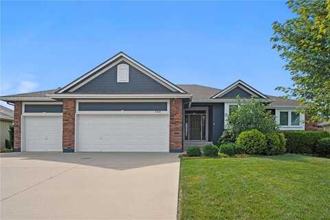 409 S Lakeshore Drive, Raymore, MO 64083