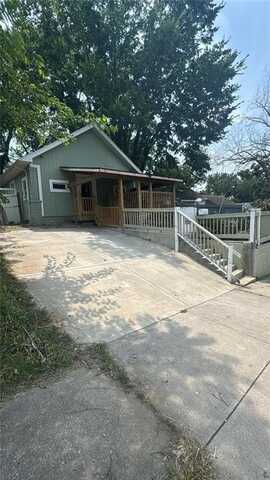 5441 E 27th Street, Kansas City, MO 64127