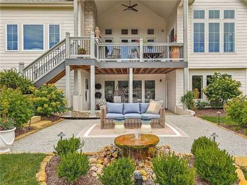 9302 W 167 Terrace, Overland Park, KS 66085