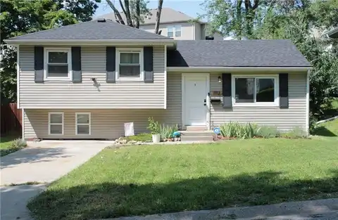 7112 NE 46th Street, Kansas City, MO 64117