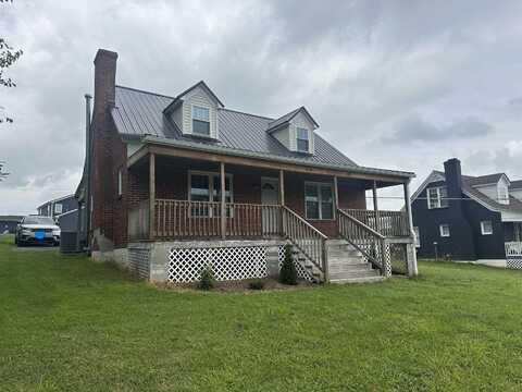 1810 CHURCHVILLE AVE, STAUNTON, VA 24401
