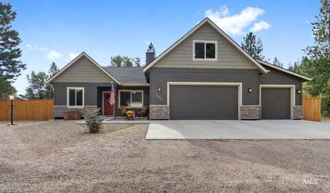 103 Nuggett Ct, Idaho City, ID 83631