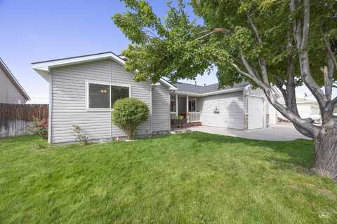1224 NW Mandarin, Mountain Home, ID 83647