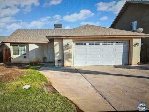 312 Chisolm Trl, Imperial, CA 92251