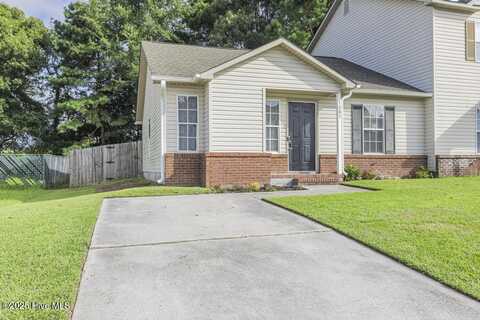 1081 W Pueblo Drive, Jacksonville, NC 28546