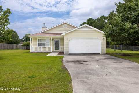 200 Parnell Road, Hubert, NC 28539