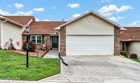 208 Executive Meadows Drive, Lenoir City, TN 37771