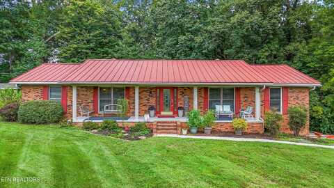7525 Glastonbury Rd, Knoxville, TN 37931