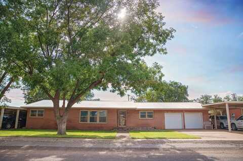 1201 N Ave F, Denver City, TX 79323
