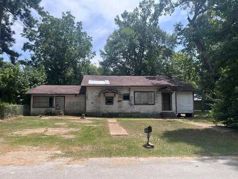 905 Cypress, Diboll, TX 75941