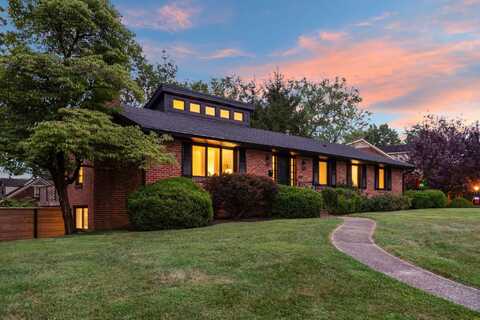 701 Old Dobbin Road, Lexington, KY 40502