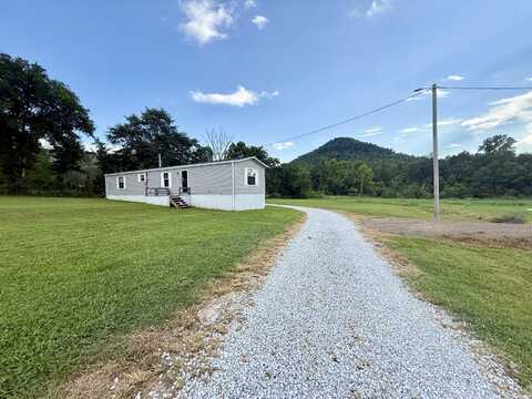 710 Twin Creek Road, Irvine, KY 40336