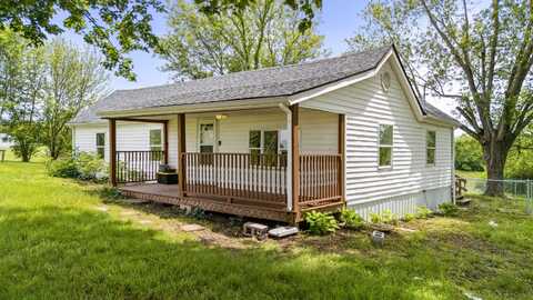 5762 Chiles Highway, Mount Sterling, KY 40353