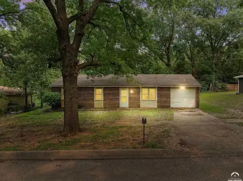 212 N Minnesota Street, Lawrence, KS 66044