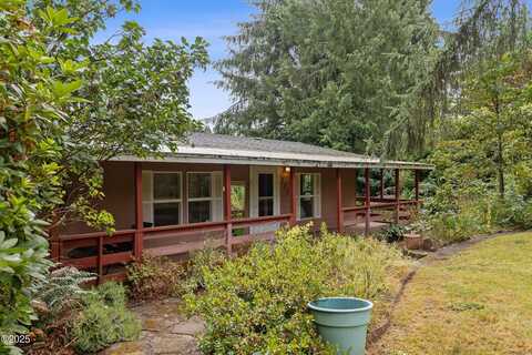 353 N Deerlane Drive, Otis, OR 97368