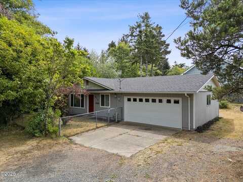634 NE 11th Street, Newport, OR 97365
