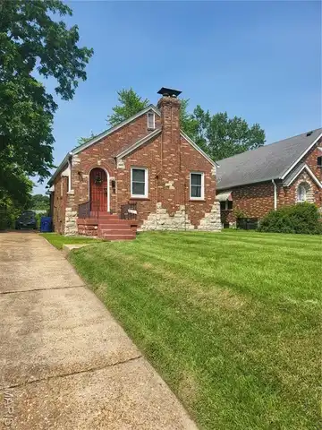 6111 Lalite Avenue, Saint Louis, MO 63136