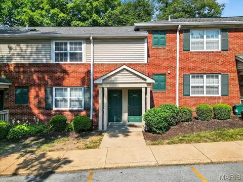 1621 High School Drive, Saint Louis, MO 63144