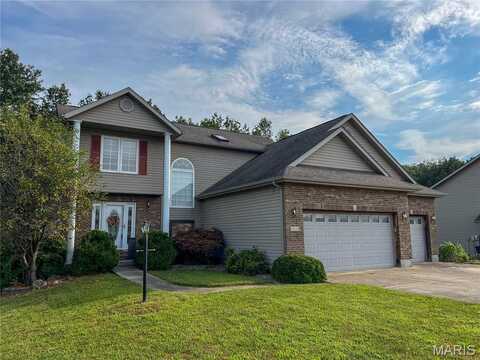1059 Wolf Creek Court, Staunton, IL 62088