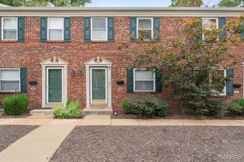 222 Charmers Court, Kirkwood, MO 63122