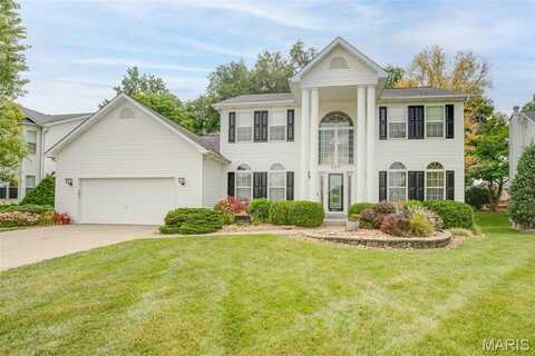 249 E Governor Place, Saint Charles, MO 63301