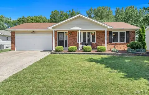 50 Sunny View Drive, Saint Peters, MO 63376