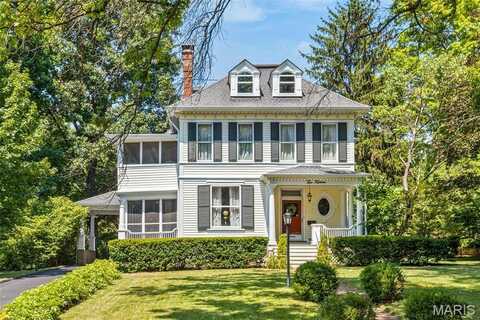 215 Rosemont Avenue, Webster Groves, MO 63119
