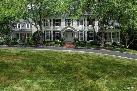 10407 White Bridge Lane, Creve Coeur, MO 63141