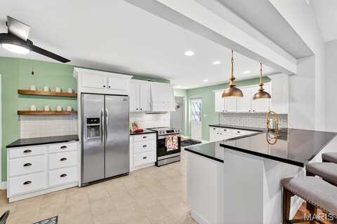 1444 Ronald Drive, Saint Louis, MO 63119