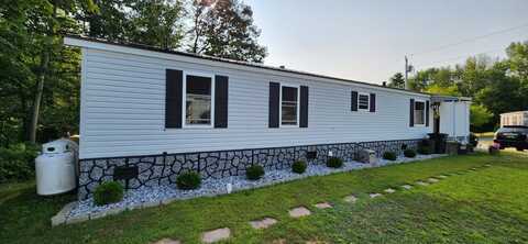 61 Pine Hill MHP, Berwick, ME 03901